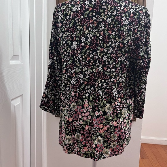 J. Jill multicolor Floral Relaxed Blouse size M - Picture 3 of 8